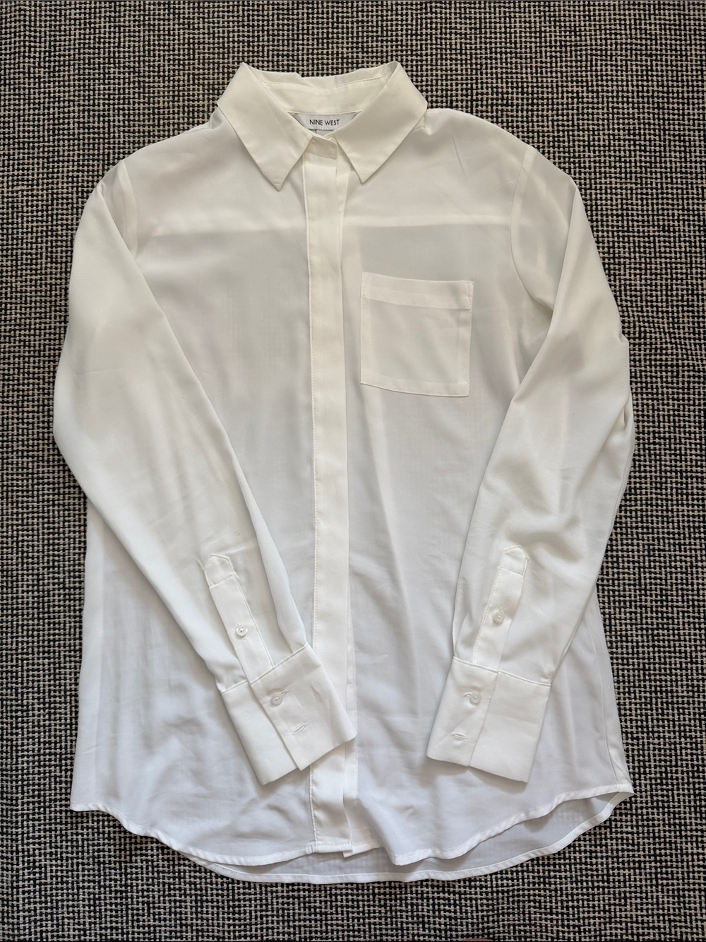 Nine West Women's White Long-Sleeve Button-Down Dress Shirt